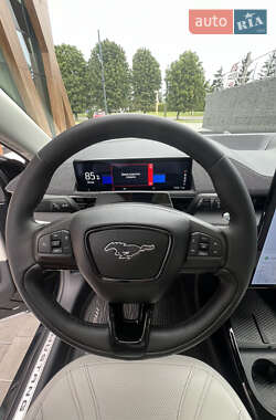 Позашляховик / Кросовер Ford Mustang Mach-E 2023 в 