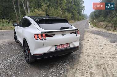 Позашляховик / Кросовер Ford Mustang Mach-E 2021 в 