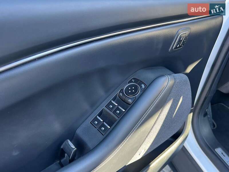 Внедорожник / Кроссовер Ford Mustang Mach-E 2020 в Львове