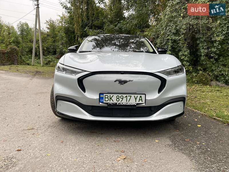 Позашляховик / Кросовер Ford Mustang Mach-E 2023 в Рівному фото 5 Позашляховик / Кросовер Ford Mustang Mach-E 2023 в Рівному