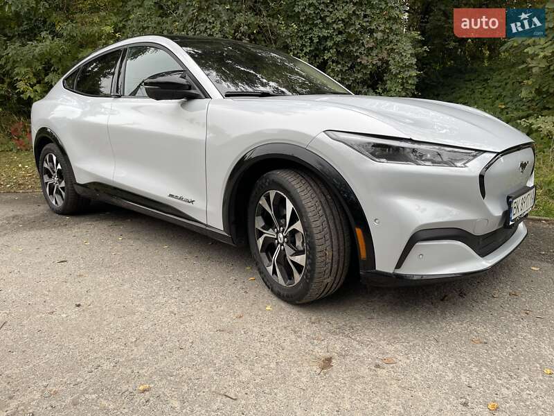 Позашляховик / Кросовер Ford Mustang Mach-E 2023 в Рівному фото 8 Позашляховик / Кросовер Ford Mustang Mach-E 2023 в Рівному