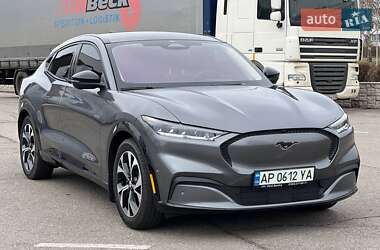 Позашляховик / Кросовер Ford Mustang Mach-E 2021 в 