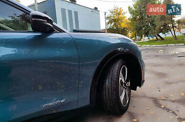 Позашляховик / Кросовер Ford Mustang Mach-E 2023 в 