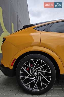 Внедорожник / Кроссовер Ford Mustang Mach-E 2021 в 