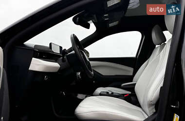 Позашляховик / Кросовер Ford Mustang Mach-E 2023 в  фото 20 Позашляховик / Кросовер Ford Mustang Mach-E 2023 в