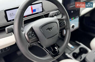 Позашляховик / Кросовер Ford Mustang Mach-E 2023 в  фото 26 Позашляховик / Кросовер Ford Mustang Mach-E 2023 в