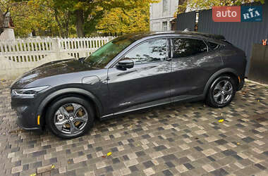Позашляховик / Кросовер Ford Mustang Mach-E 2022 в 