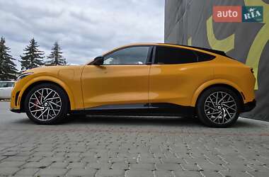 Внедорожник / Кроссовер Ford Mustang Mach-E 2021 в 