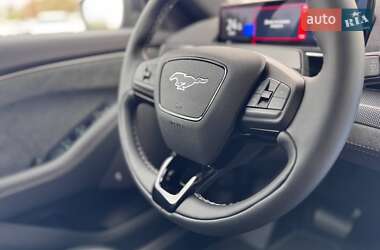Внедорожник / Кроссовер Ford Mustang Mach-E 2023 в 
