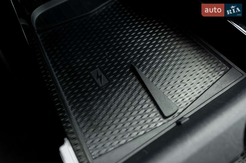 Позашляховик / Кросовер Ford Mustang Mach-E 2024 в Івано-Франківську фото 14 Позашляховик / Кросовер Ford Mustang Mach-E 2024 в Івано-Франківську