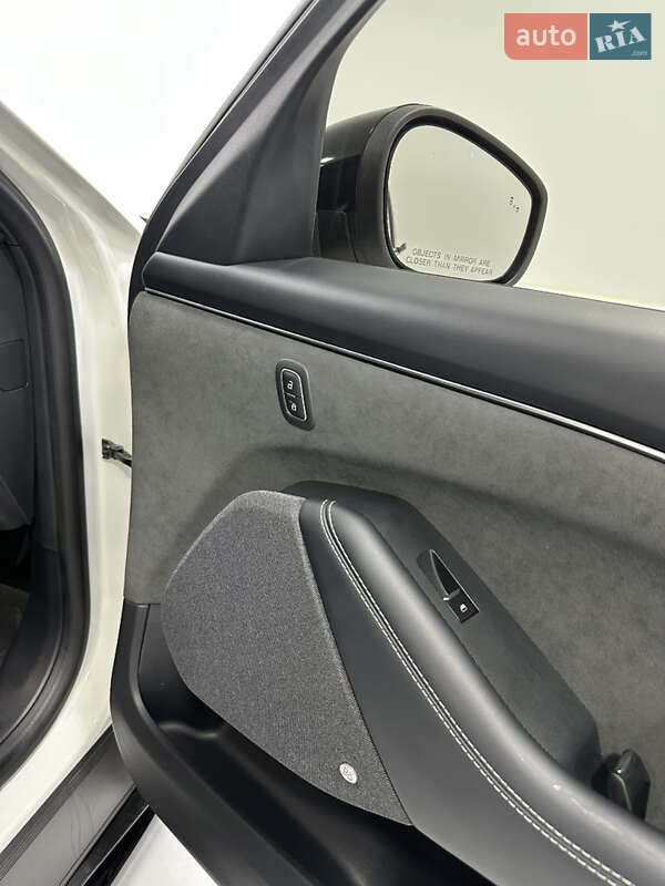 Внедорожник / Кроссовер Ford Mustang Mach-E 2021 в Одессе фото 31 Внедорожник / Кроссовер Ford Mustang Mach-E 2021 в Одессе