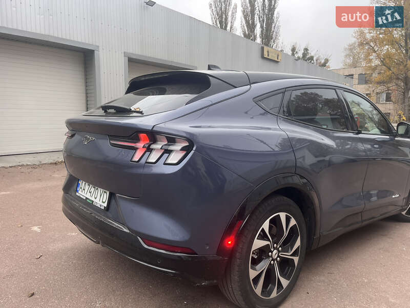 Внедорожник / Кроссовер Ford Mustang Mach-E 2020 в Киеве