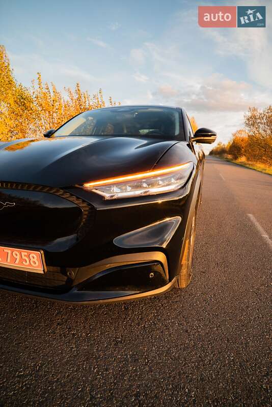 Внедорожник / Кроссовер Ford Mustang Mach-E 2023 в Львове фото 4 Внедорожник / Кроссовер Ford Mustang Mach-E 2023 в Львове
