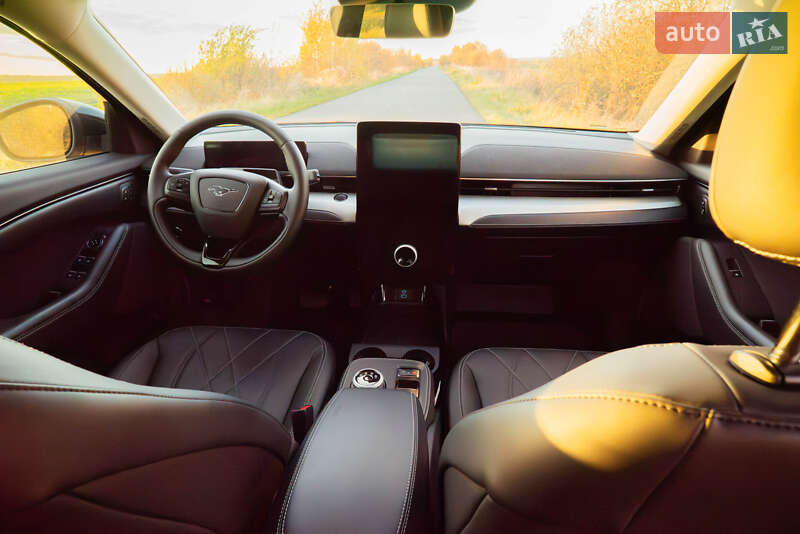 Внедорожник / Кроссовер Ford Mustang Mach-E 2023 в Львове фото 19 Внедорожник / Кроссовер Ford Mustang Mach-E 2023 в Львове