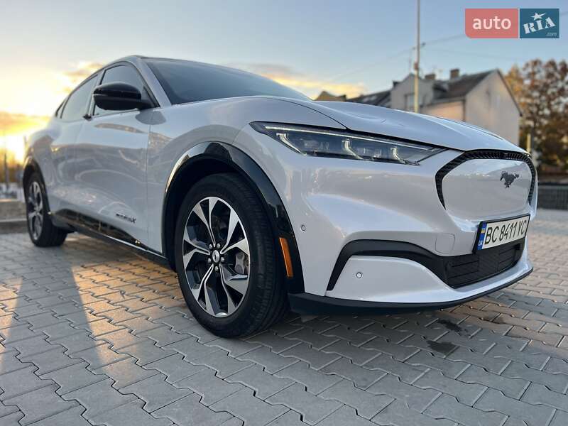 Позашляховик / Кросовер Ford Mustang Mach-E 2022 в Львові