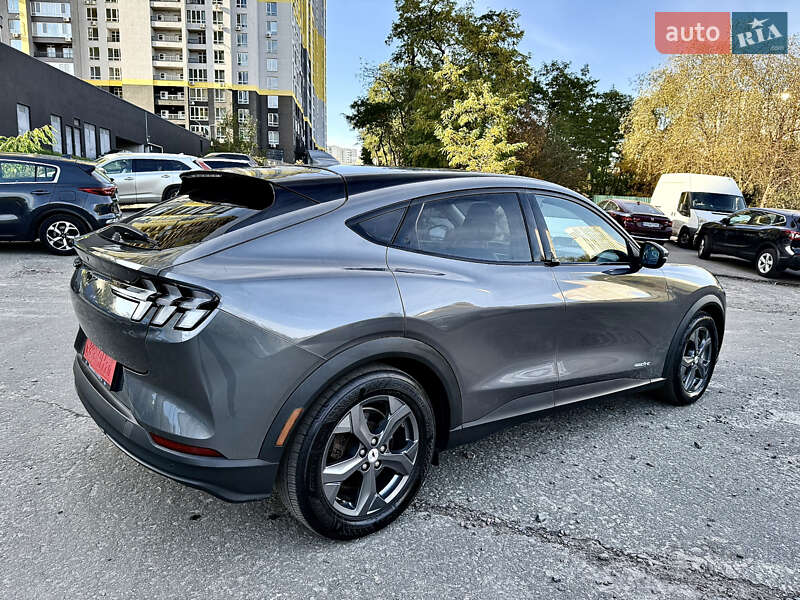 Позашляховик / Кросовер Ford Mustang Mach-E 2021 в Києві фото 10 Позашляховик / Кросовер Ford Mustang Mach-E 2021 в Києві
