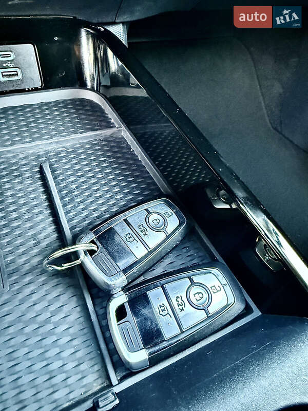 Позашляховик / Кросовер Ford Mustang Mach-E 2021 в Києві фото 46 Позашляховик / Кросовер Ford Mustang Mach-E 2021 в Києві