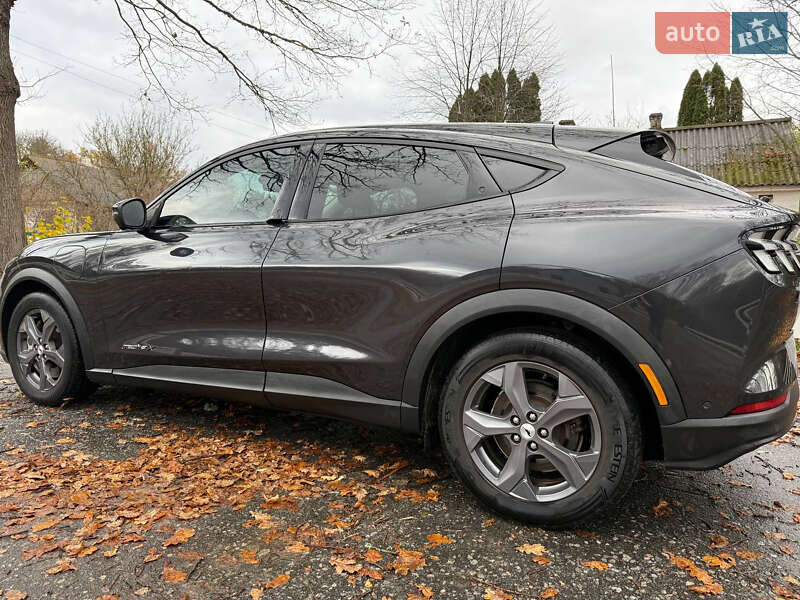 Позашляховик / Кросовер Ford Mustang Mach-E 2022 в Звягелі