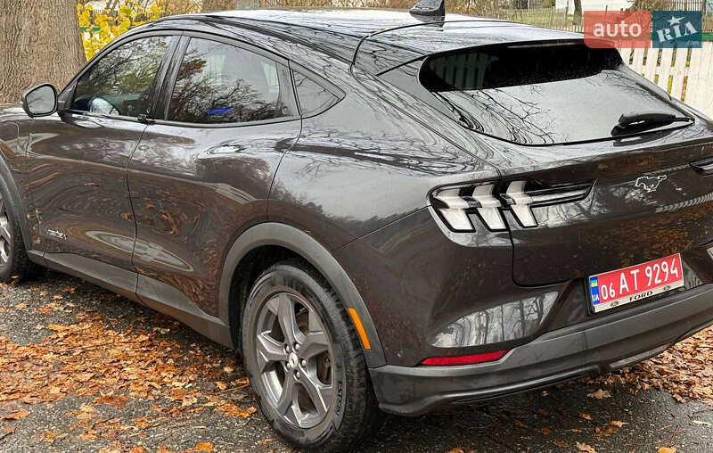 Позашляховик / Кросовер Ford Mustang Mach-E 2022 в Звягелі