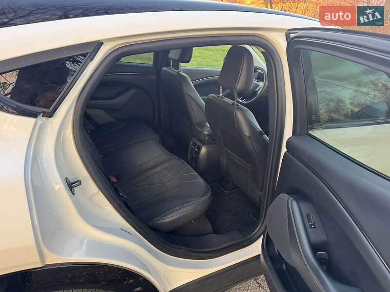 Внедорожник / Кроссовер Ford Mustang Mach-E 2023 в Изяславе фото 7 Внедорожник / Кроссовер Ford Mustang Mach-E 2023 в Изяславе