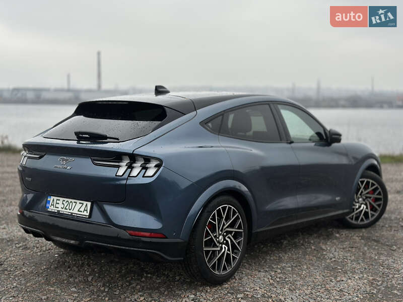 Позашляховик / Кросовер Ford Mustang Mach-E 2022 в Дніпрі