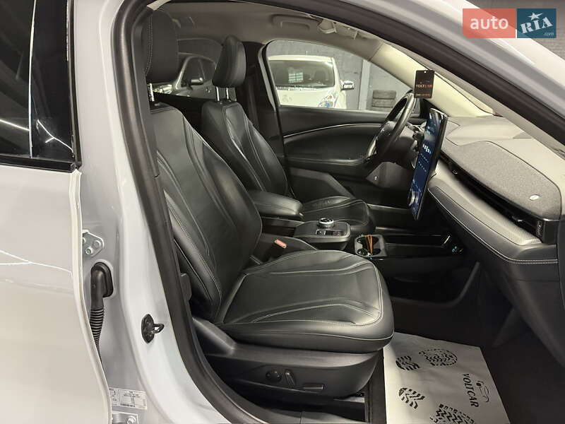 Внедорожник / Кроссовер Ford Mustang Mach-E 2021 в Владимире