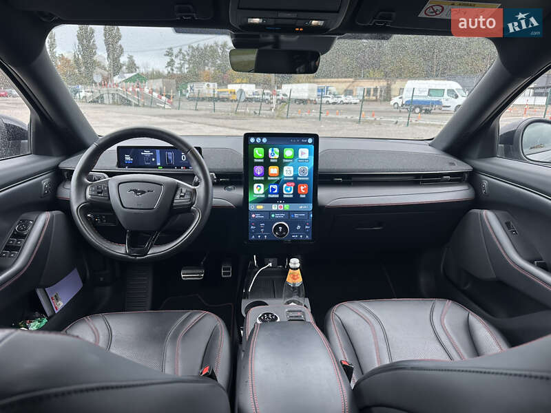 Позашляховик / Кросовер Ford Mustang Mach-E 2021 в Києві