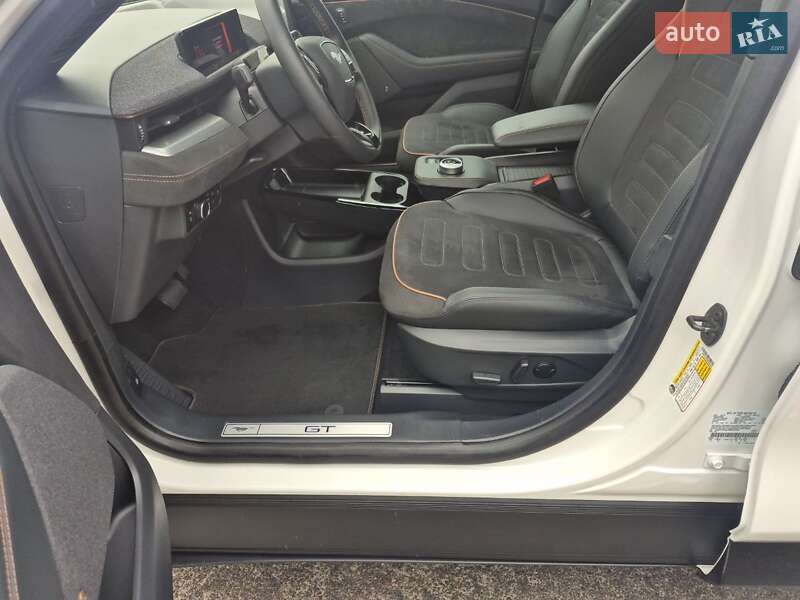 Позашляховик / Кросовер Ford Mustang Mach-E 2023 в Києві фото 19 Позашляховик / Кросовер Ford Mustang Mach-E 2023 в Києві