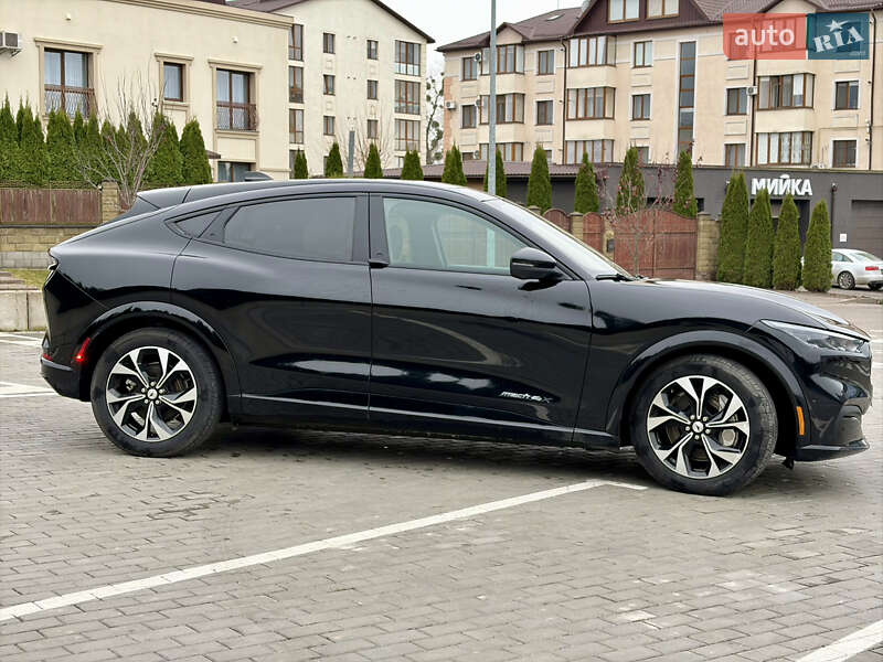 Позашляховик / Кросовер Ford Mustang Mach-E 2023 в Рівному