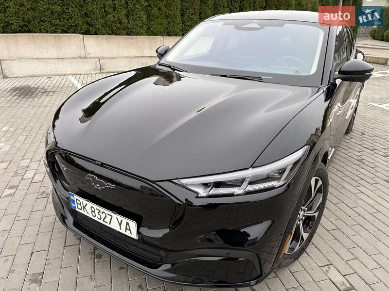 Позашляховик / Кросовер Ford Mustang Mach-E 2023 в Рівному