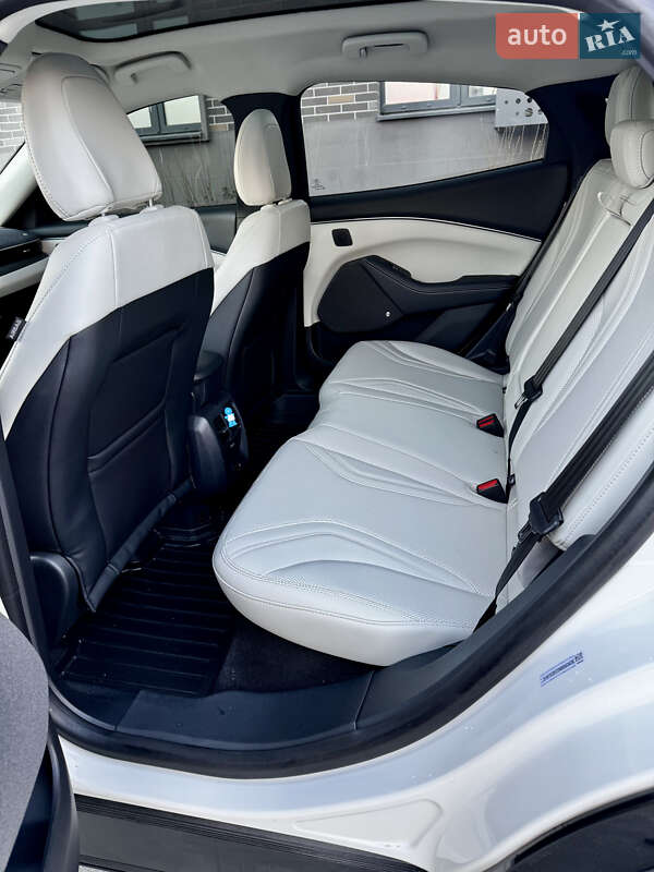 Внедорожник / Кроссовер Ford Mustang Mach-E 2022 в Львове фото 27 Внедорожник / Кроссовер Ford Mustang Mach-E 2022 в Львове