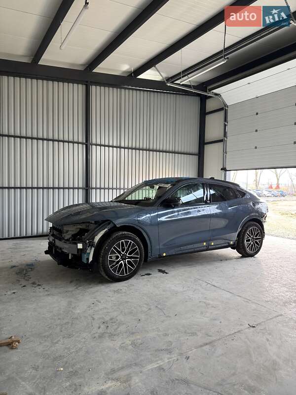 Позашляховик / Кросовер Ford Mustang Mach-E 2024 в Львові фото 3 Позашляховик / Кросовер Ford Mustang Mach-E 2024 в Львові