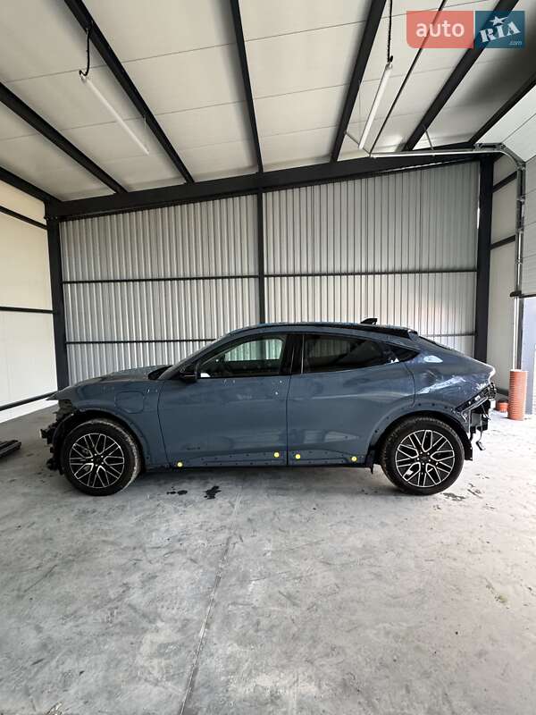 Позашляховик / Кросовер Ford Mustang Mach-E 2024 в Львові фото 13 Позашляховик / Кросовер Ford Mustang Mach-E 2024 в Львові