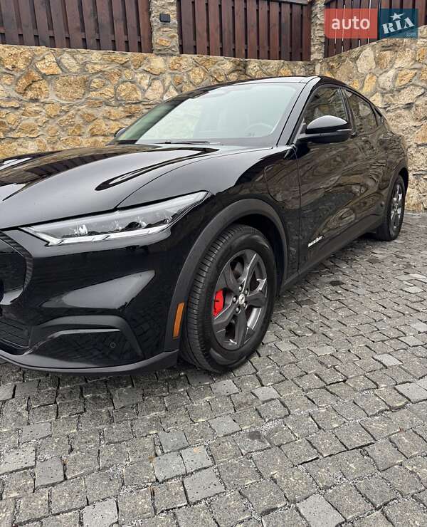 Позашляховик / Кросовер Ford Mustang Mach-E 2021 в Рівному