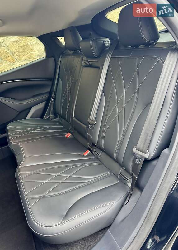 Позашляховик / Кросовер Ford Mustang Mach-E 2021 в Рівному