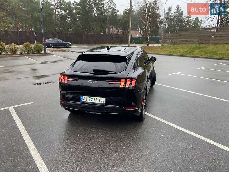 Позашляховик / Кросовер Ford Mustang Mach-E 2024 в Києві