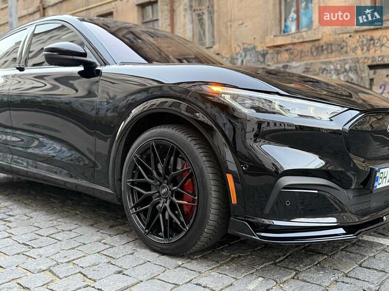 Внедорожник / Кроссовер Ford Mustang Mach-E 2023 в Одессе