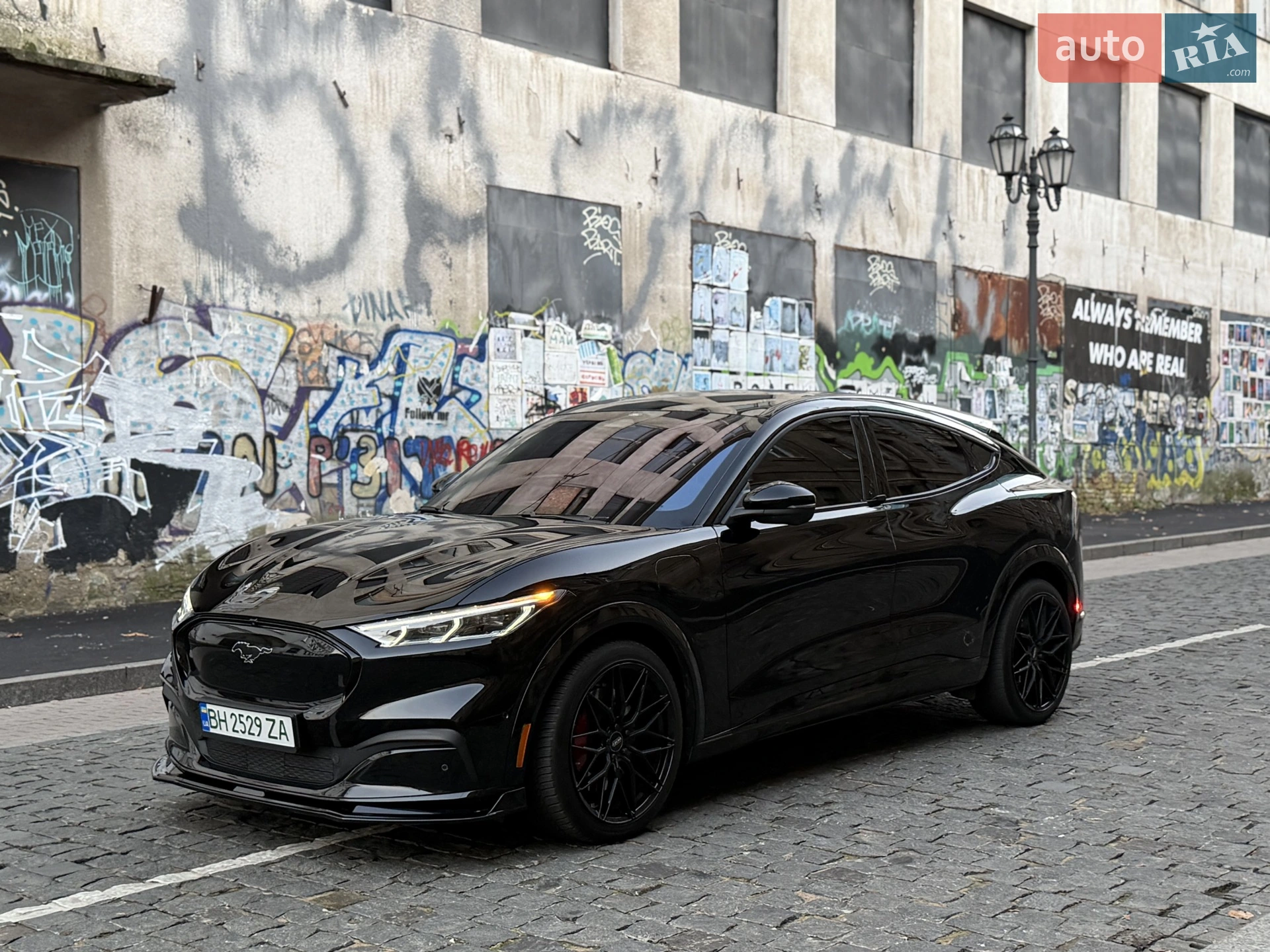 2023 Ford Mustang Mach-E - мініатюра 17