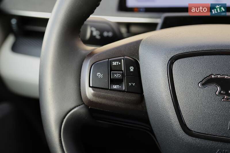 Внедорожник / Кроссовер Ford Mustang Mach-E 2023 в Киеве