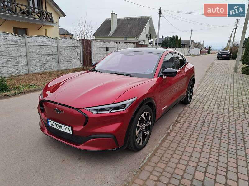 Внедорожник / Кроссовер Ford Mustang Mach-E 2020 в Ровно