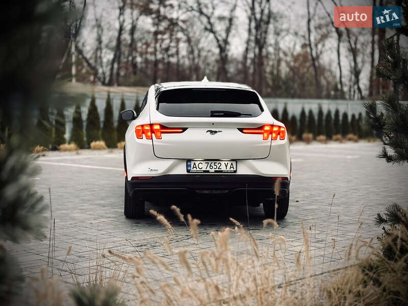Позашляховик / Кросовер Ford Mustang Mach-E 2022 в Луцьку