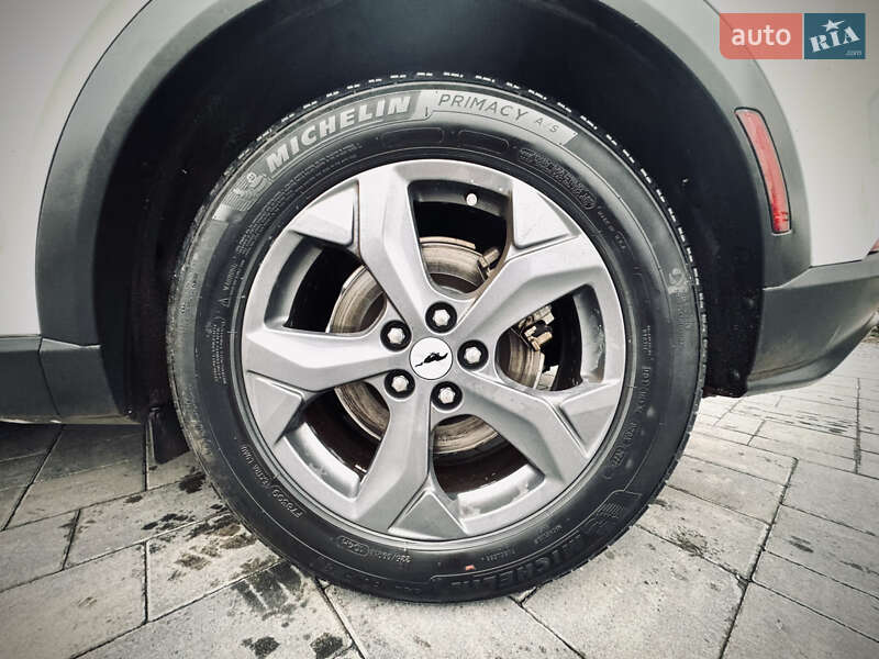 Позашляховик / Кросовер Ford Mustang Mach-E 2022 в Луцьку