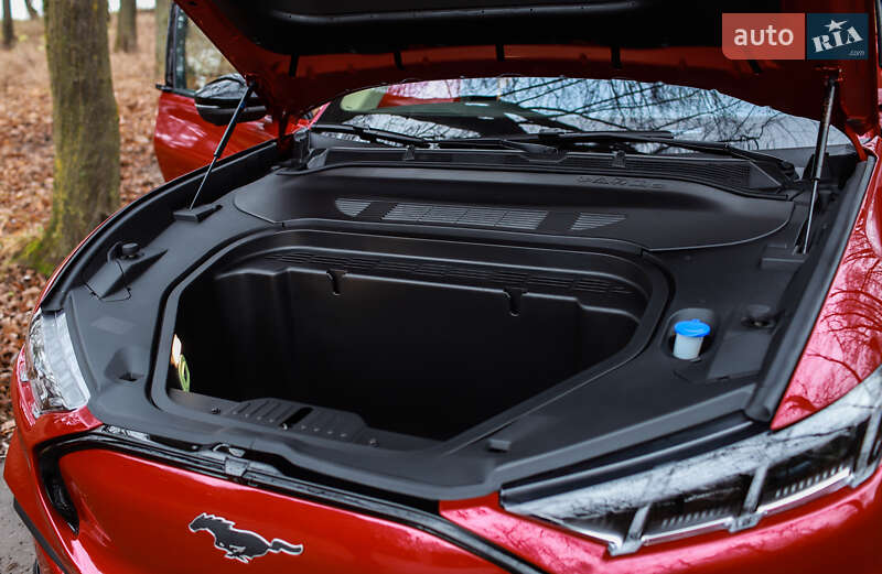 Внедорожник / Кроссовер Ford Mustang Mach-E 2024 в Ивано-Франковске