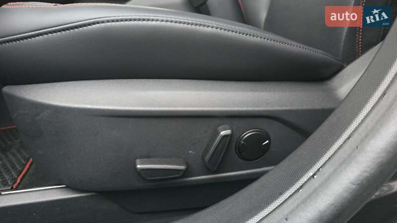 Внедорожник / Кроссовер Ford Mustang Mach-E 2022 в Тернополе