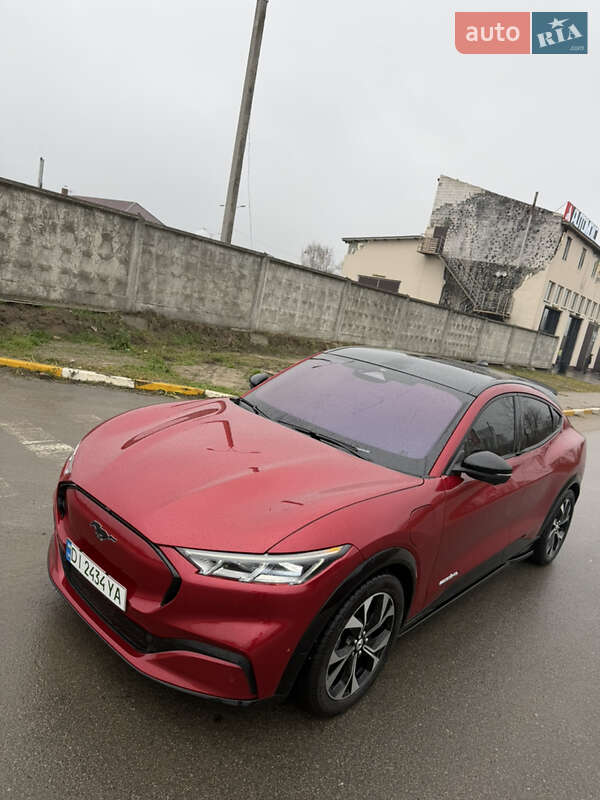 Позашляховик / Кросовер Ford Mustang Mach-E 2021 в Києві