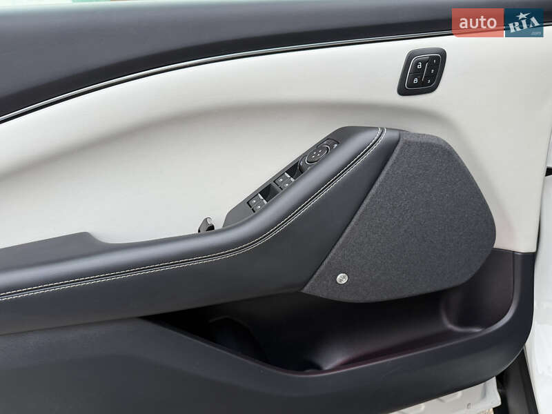 Внедорожник / Кроссовер Ford Mustang Mach-E 2022 в Запорожье