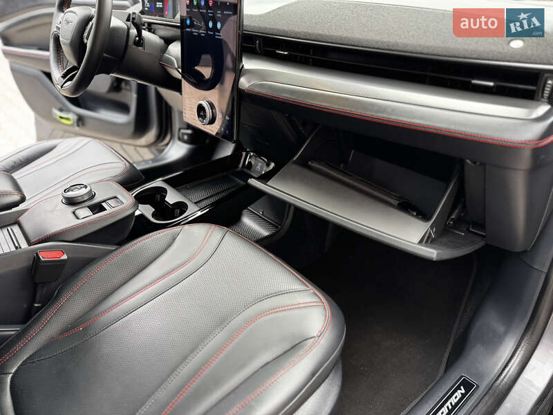 Внедорожник / Кроссовер Ford Mustang Mach-E 2021 в Тернополе фото 50 Внедорожник / Кроссовер Ford Mustang Mach-E 2021 в Тернополе