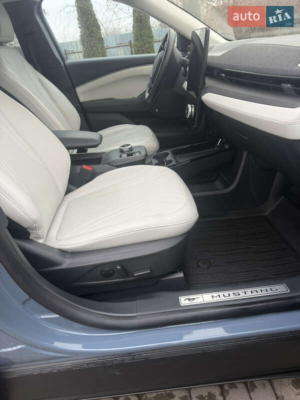 Внедорожник / Кроссовер Ford Mustang Mach-E 2023 в Ивано-Франковске