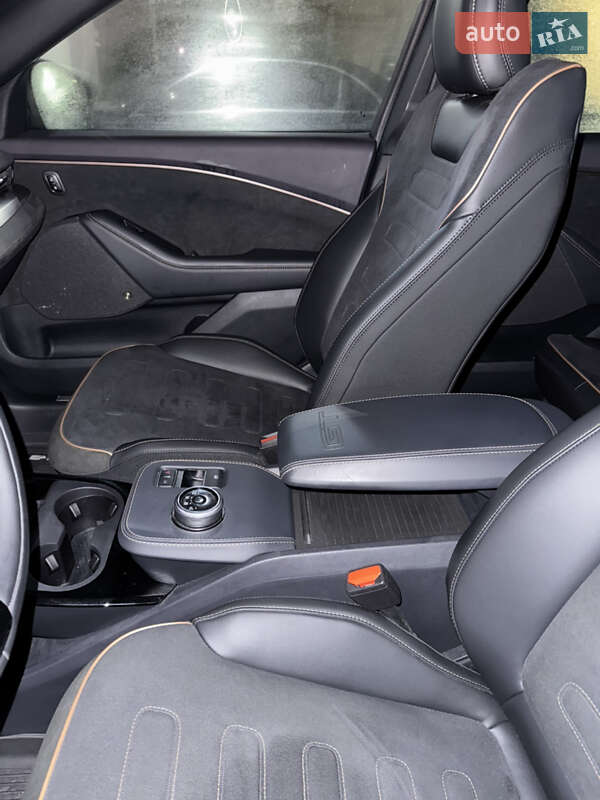 Внедорожник / Кроссовер Ford Mustang Mach-E 2023 в Броварах фото 13 Внедорожник / Кроссовер Ford Mustang Mach-E 2023 в Броварах