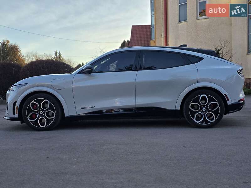Внедорожник / Кроссовер Ford Mustang Mach-E 2022 в Тернополе